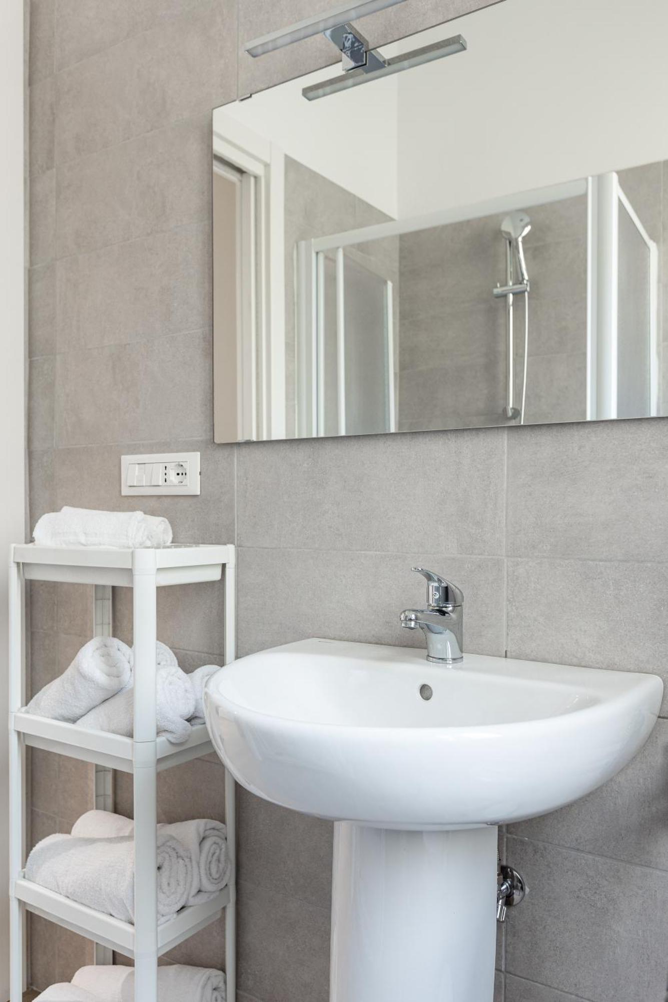 Molinari House Modena Rubino "Free Parking" Apartment Luaran gambar